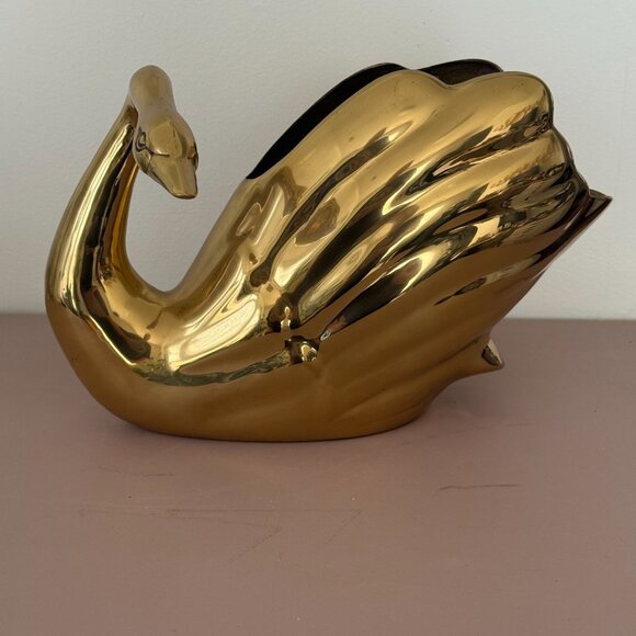 Vintage MCM Brass Swan Planter Vase Home Décor Elegant Accent Piece 8.5" x 13" - Picture 1 of 7